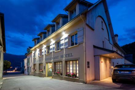 Accès tourisme Le Viscos Hôtel de charme dans les Pyrénées à Saint-Savin - Hôtel restaurant de charme 4 étoiles