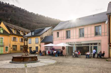 Bistrot Le Viscos Hôtel de charme dans les Pyrénées à Saint-Savin - Hôtel restaurant de charme 4 étoiles