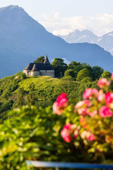 Exterieur Le Viscos Hôtel de charme dans les Pyrénées à Saint-Savin - Hôtel restaurant de charme 4 étoiles